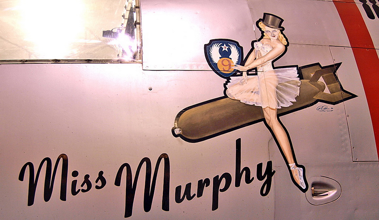 miss murphy aircraft nose art